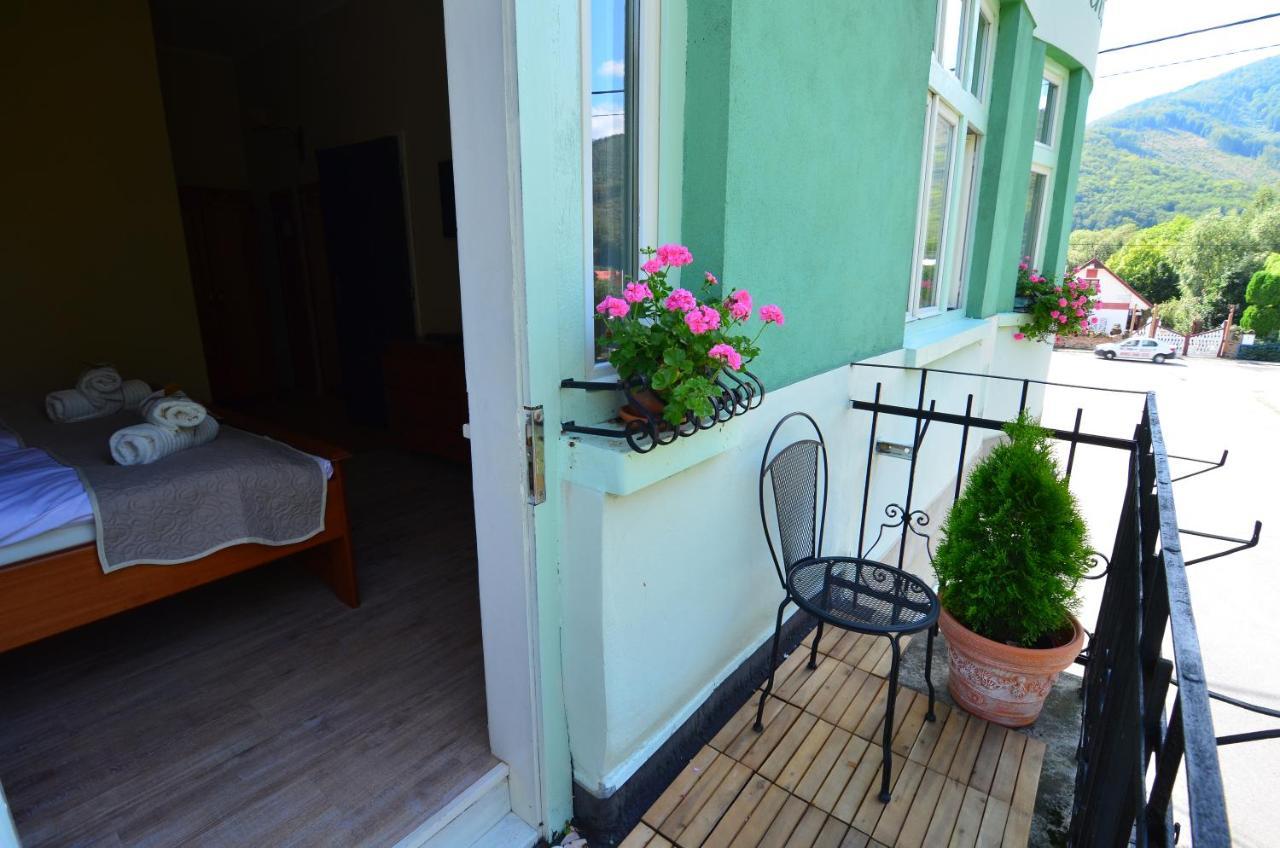 Baronka Bed&Breakfast&Bistrot Betliar Exterior foto